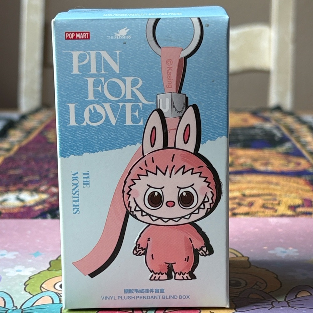 👹Y👹  POP MART THE MONSTERS PIN FOR LOVE SERIES VINYL PLUSH PENDANT BOX 👹Y👹 NWT